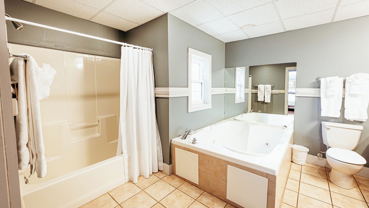 Photo of Bathroom in Shawnee On Delaware