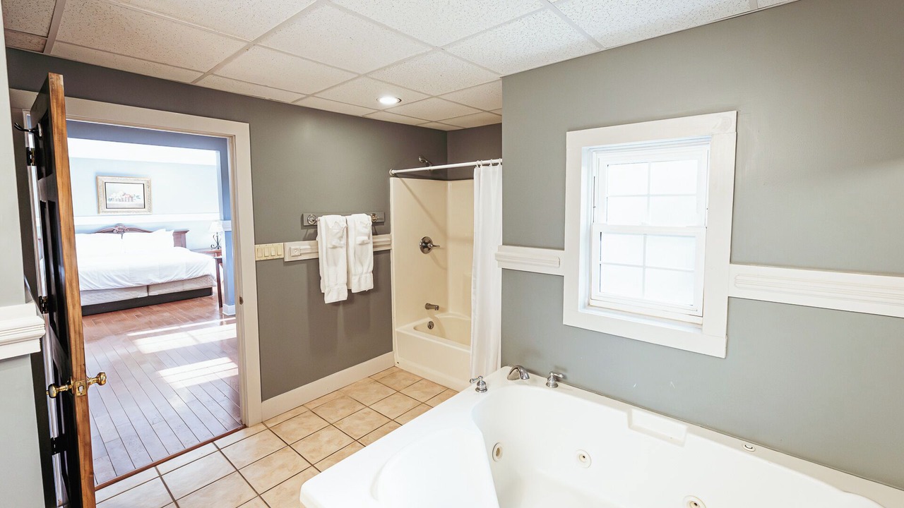 Photo of Bathroom in Shawnee On Delaware