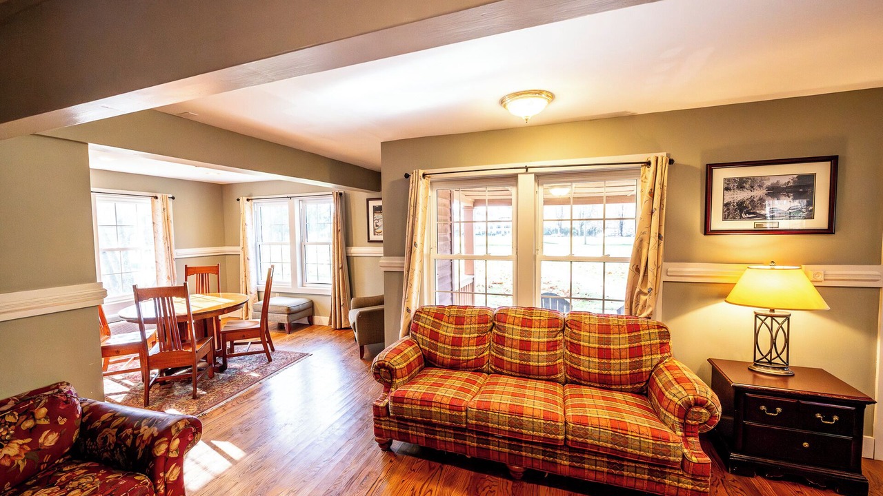 Photo of Livingroom in Shawnee On Delaware