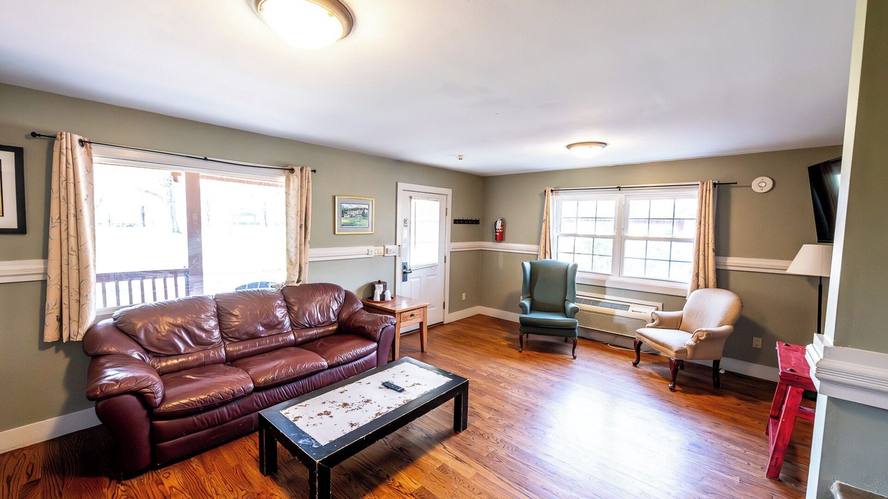 Photo of Livingroom in Shawnee On Delaware