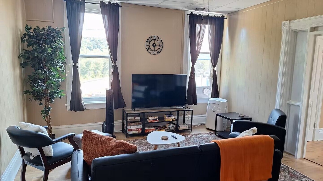 Photo of Livingroom in Reno