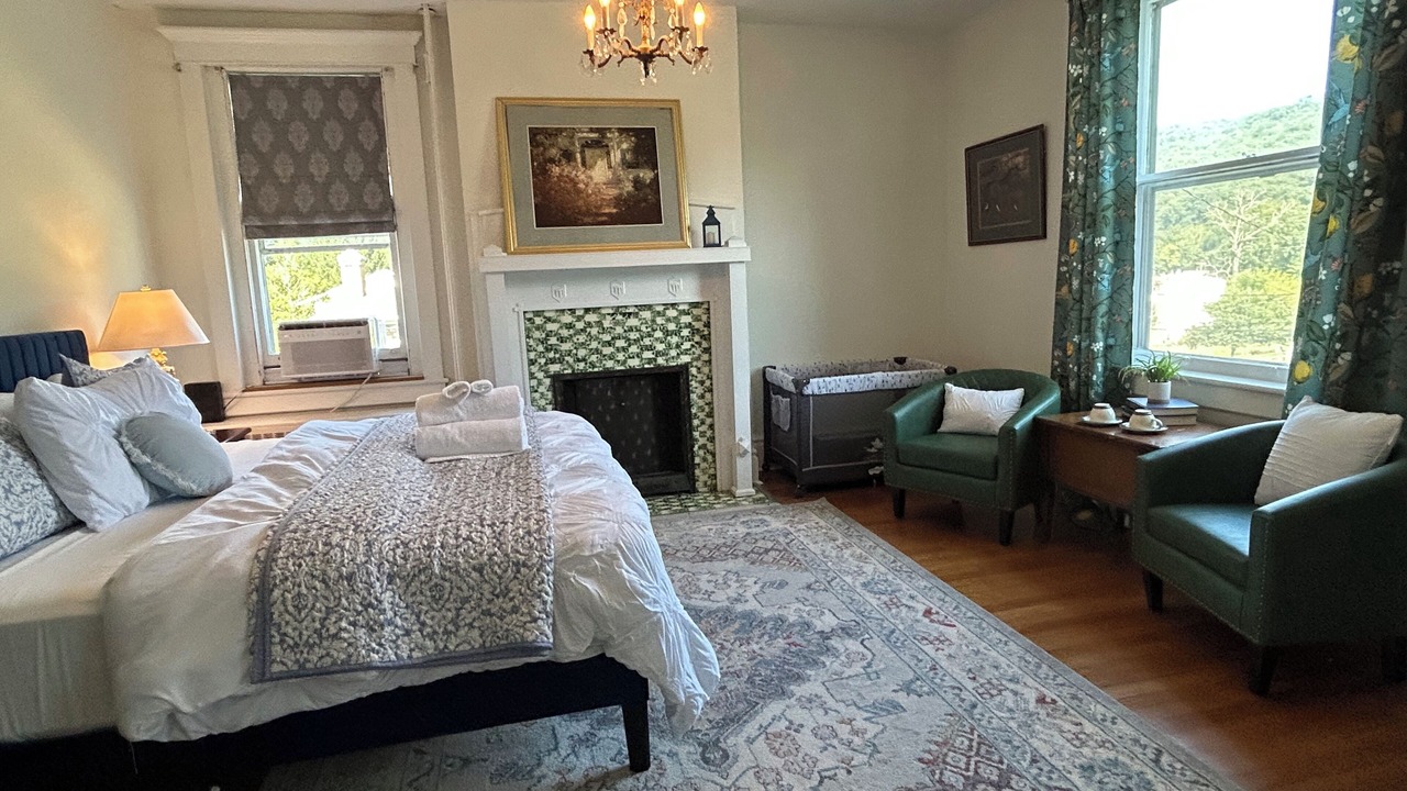 Photo of Bedroom in LaVale