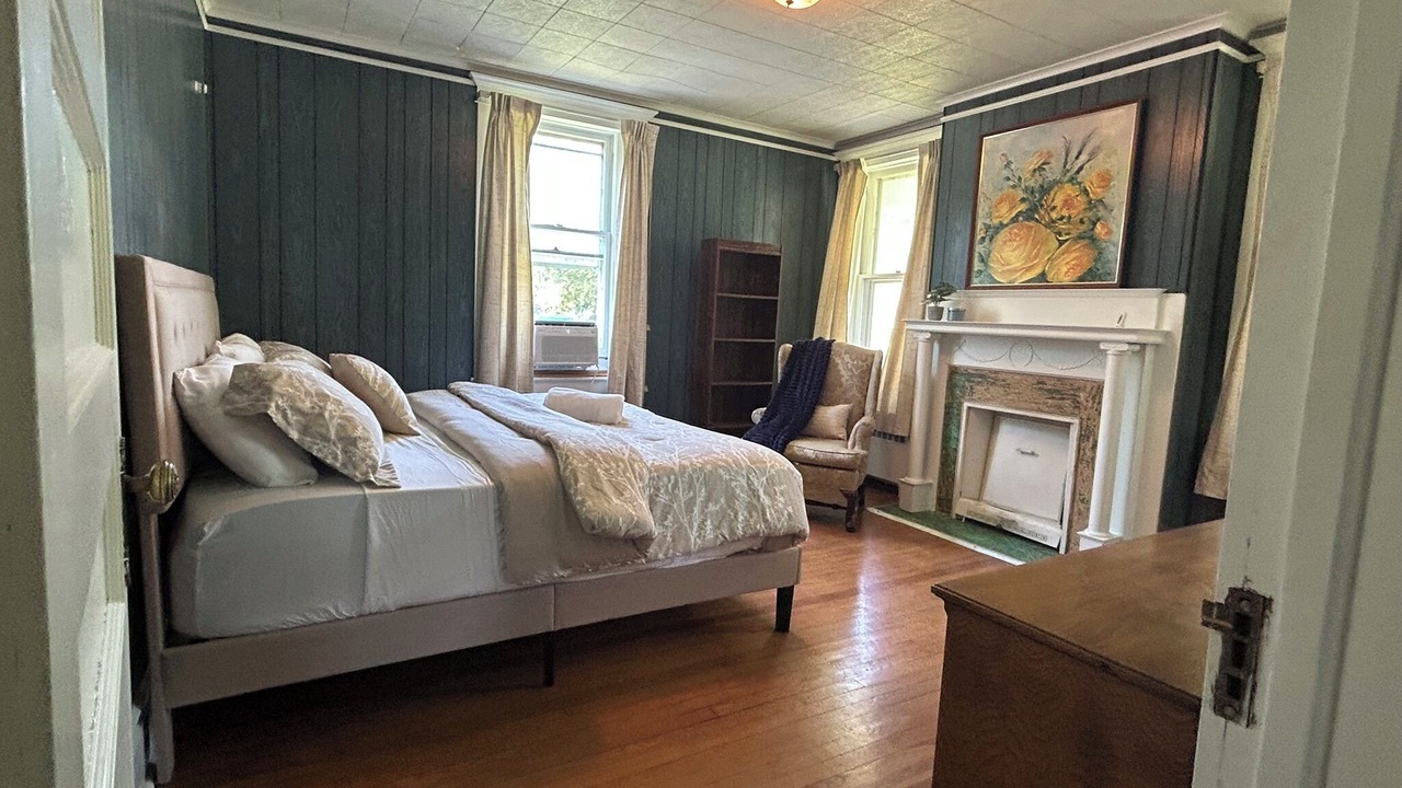 Photo of Bedroom in LaVale