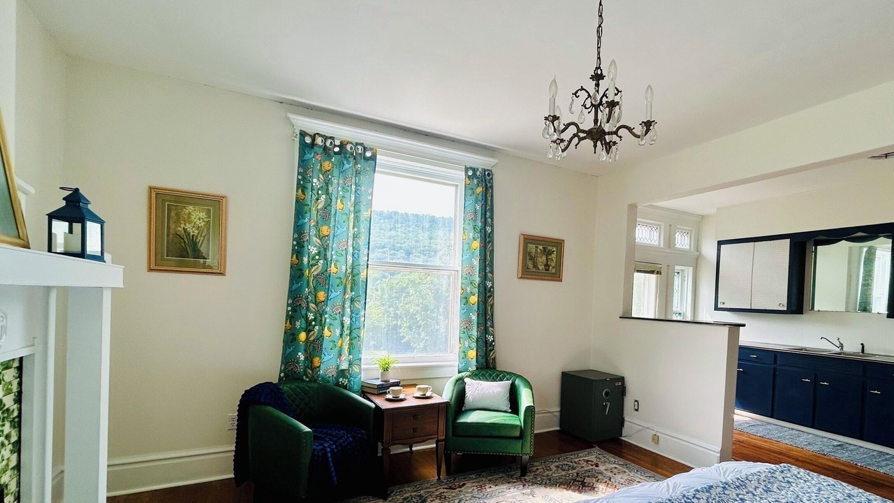 Photo of Bedroom in LaVale