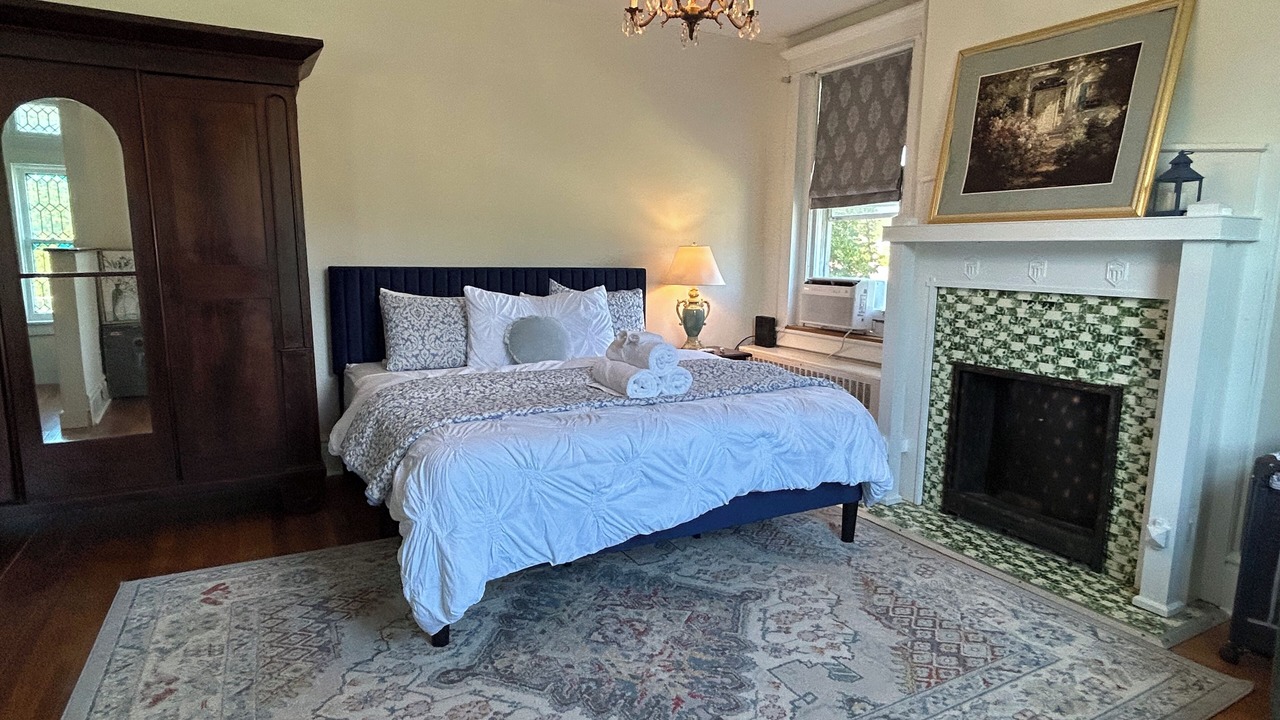 Photo of Bedroom in LaVale