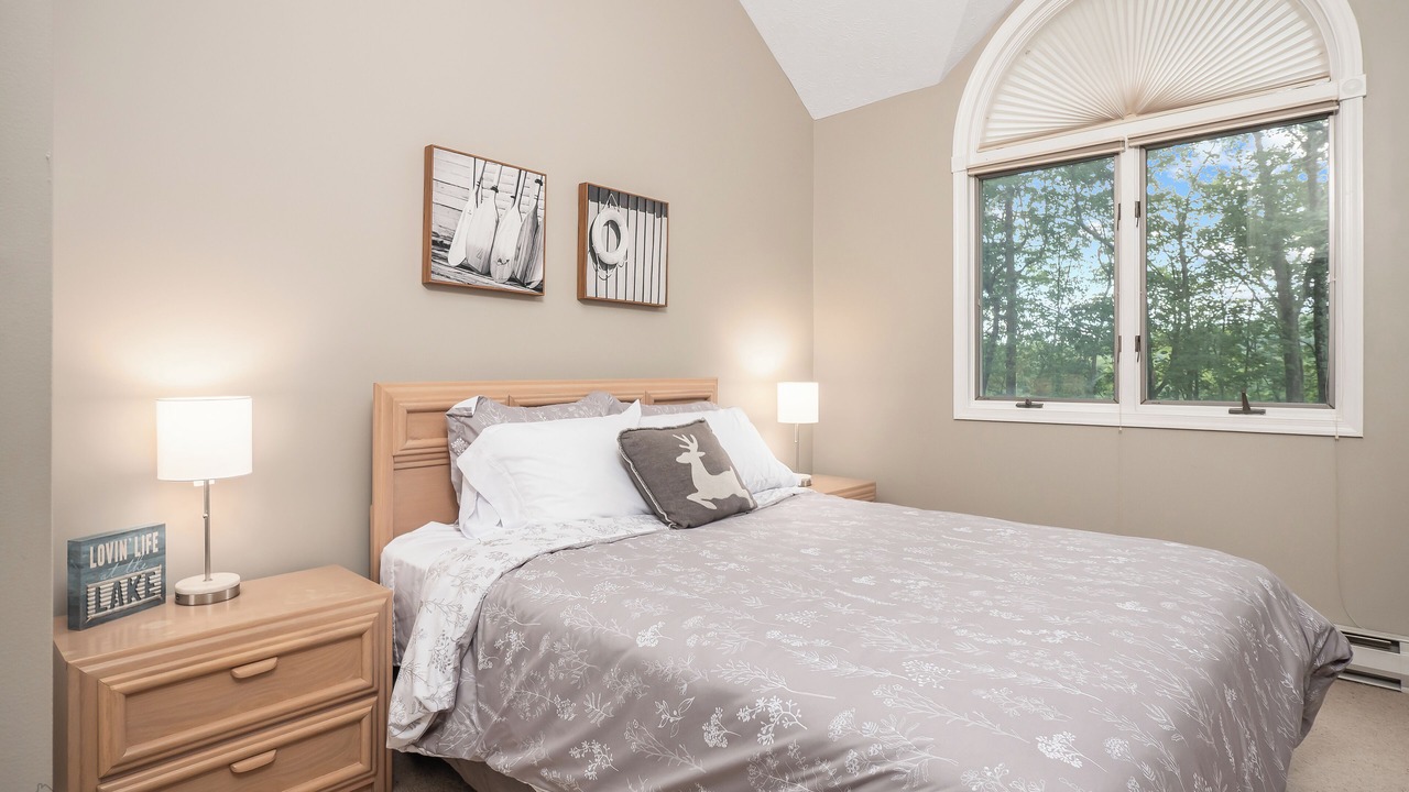 Photo of Bedroom in Lake Harmony