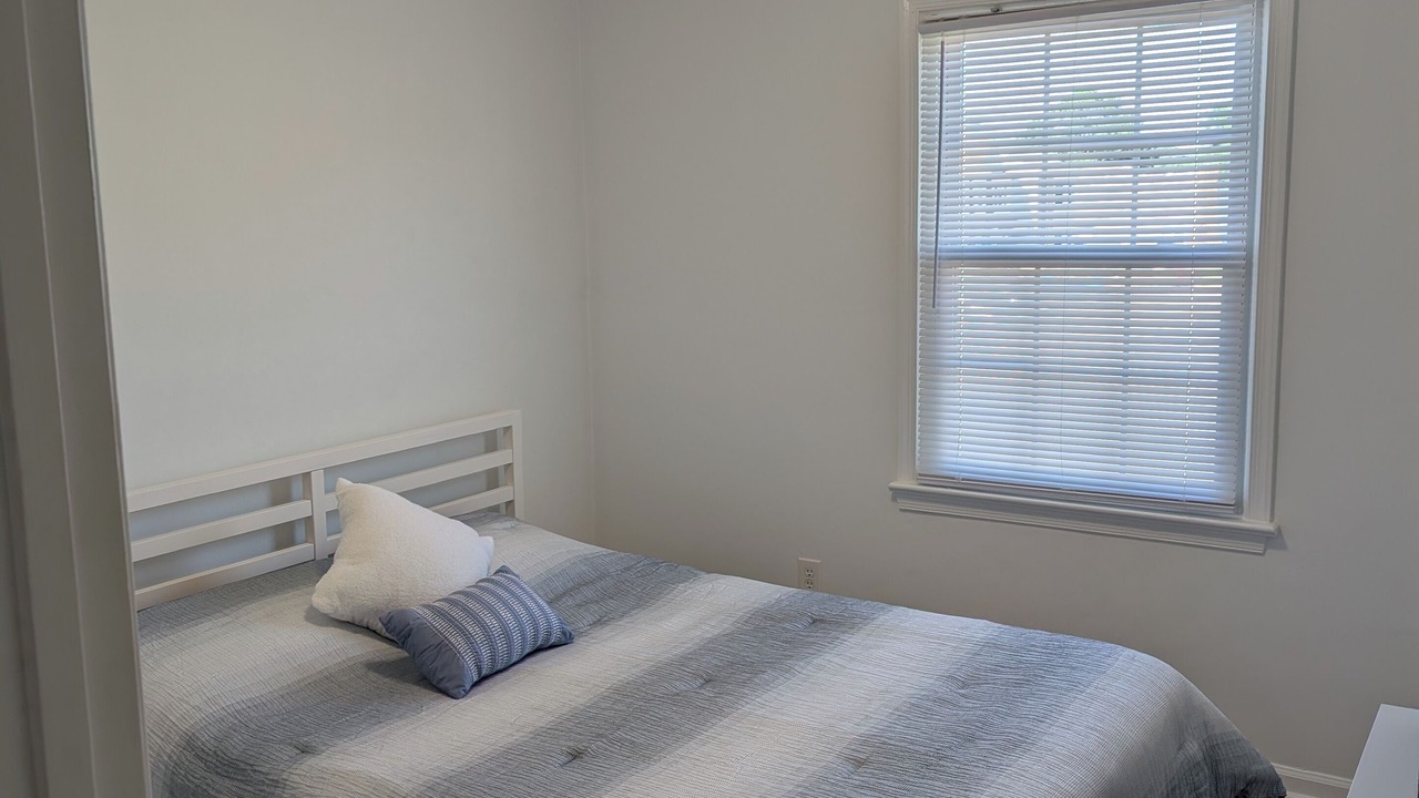 Photo of Bedroom in Northwest