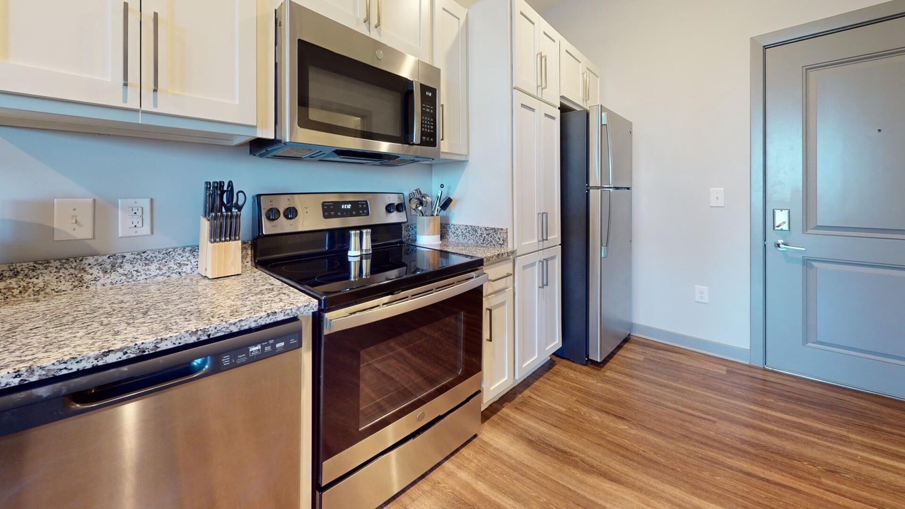 Photo of Kitchen in Coliseum Central