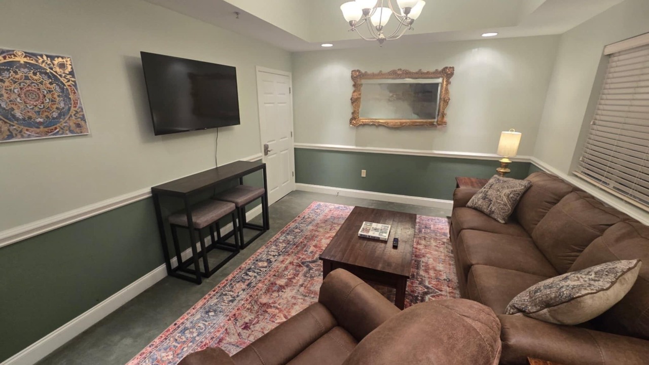 Photo of Livingroom in Bluff City