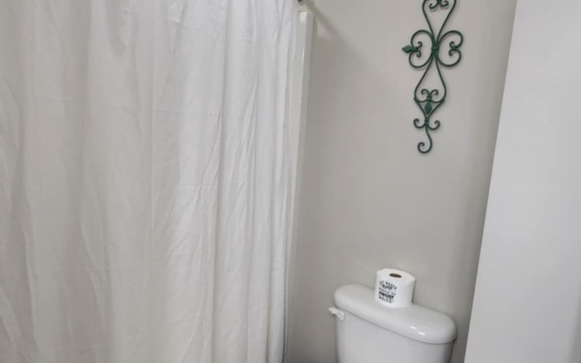 Photo of Bathroom in Bluff City