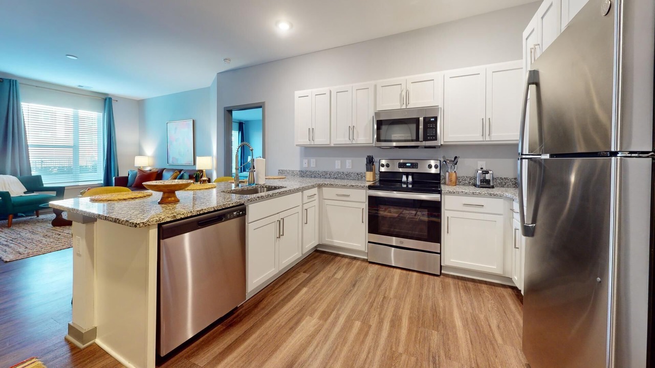 Photo of Kitchen in Coliseum Central