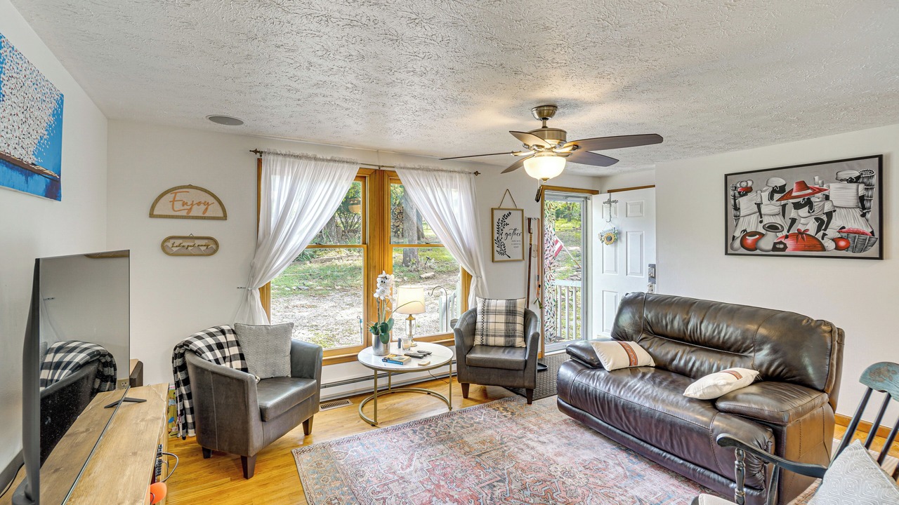 Photo of Livingroom in Millville
