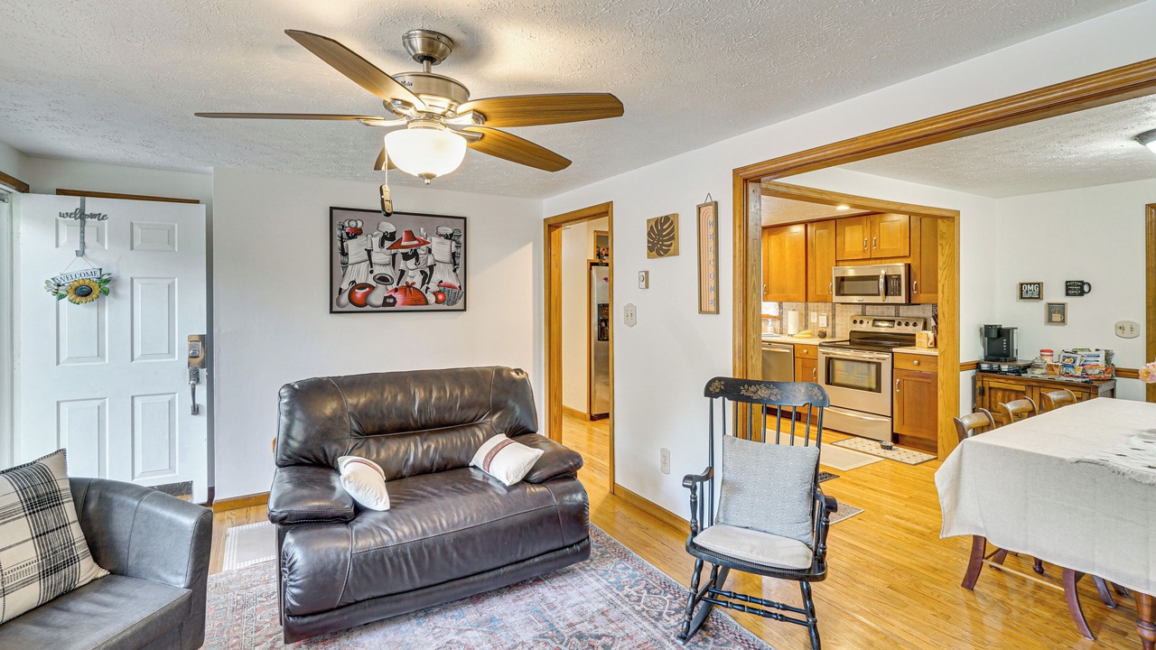Photo of Livingroom in Millville