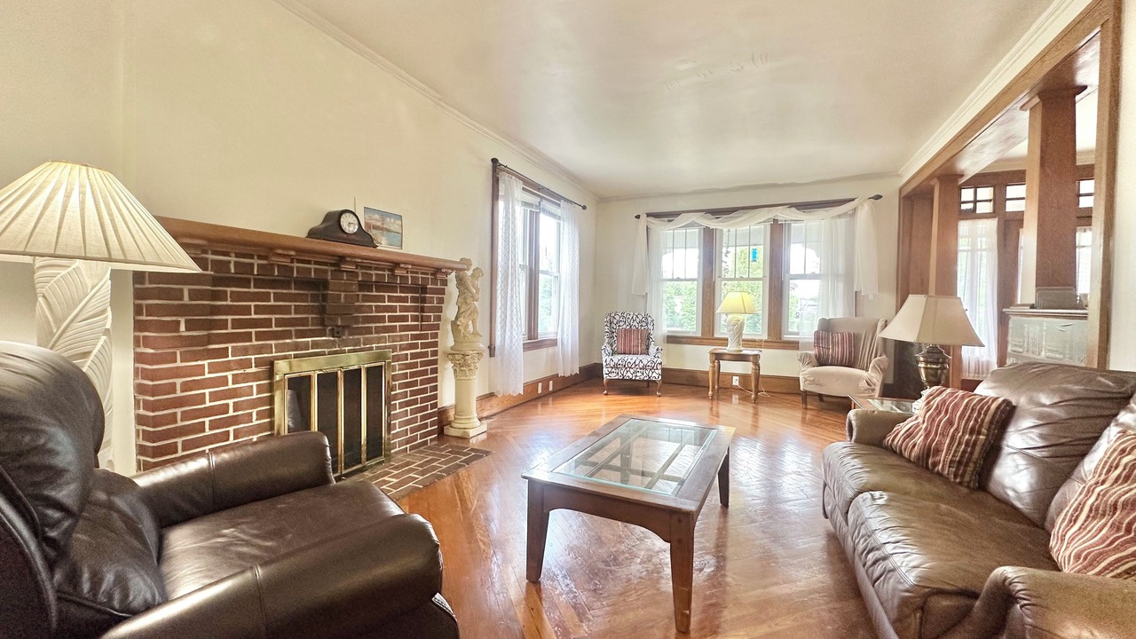 Photo of Livingroom in Mechanicsville