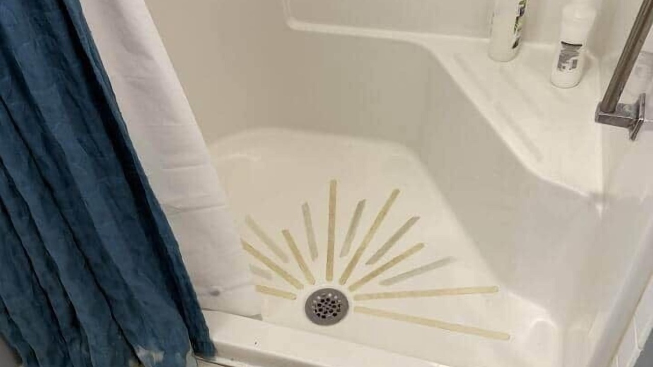 Photo of Bathroom in Willoughby Hills