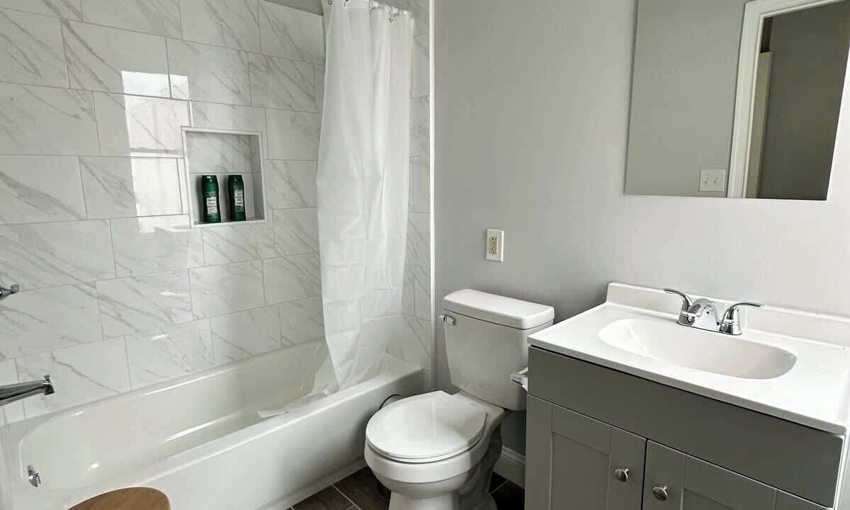 Photo of Bathroom in Passyunk Square