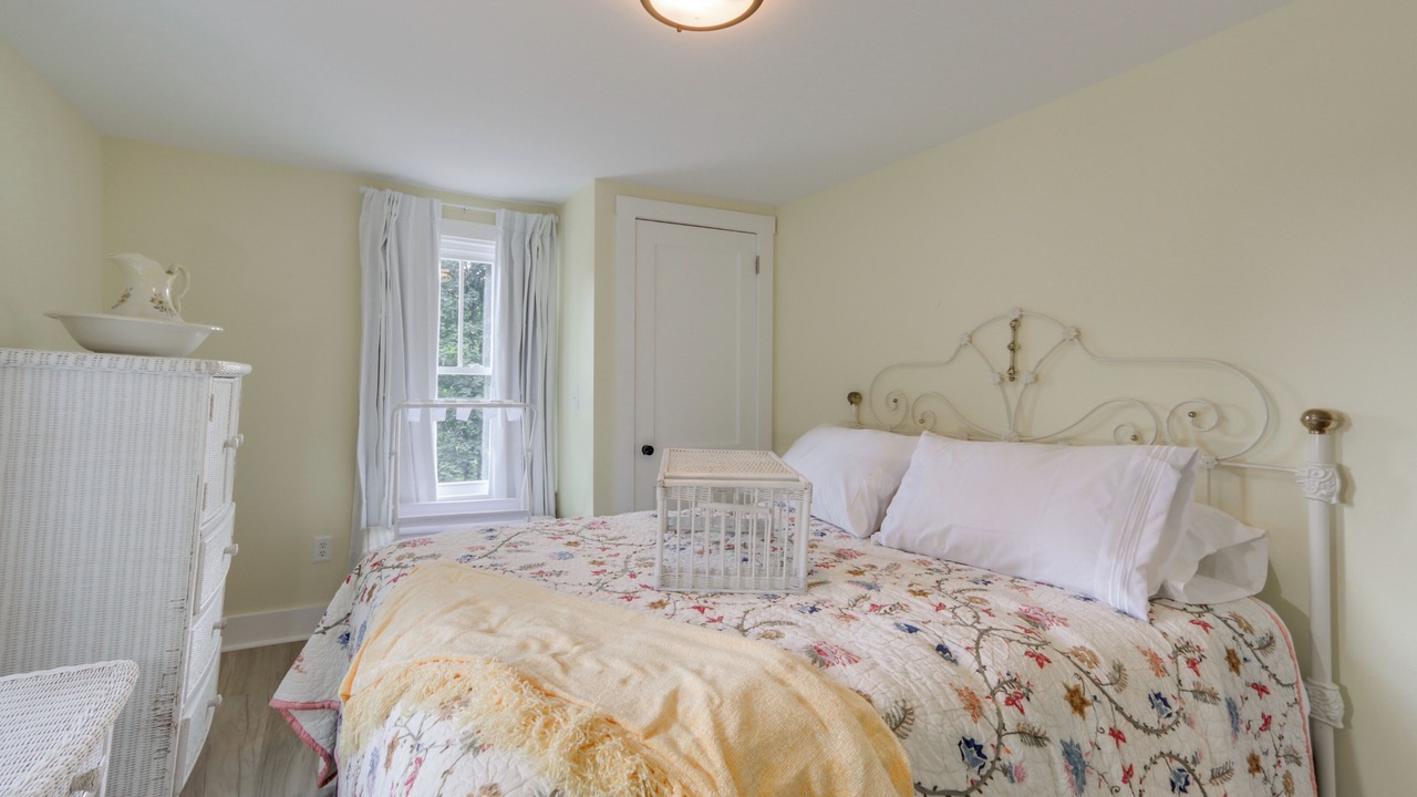 Photo of Bedroom in Huntingdon