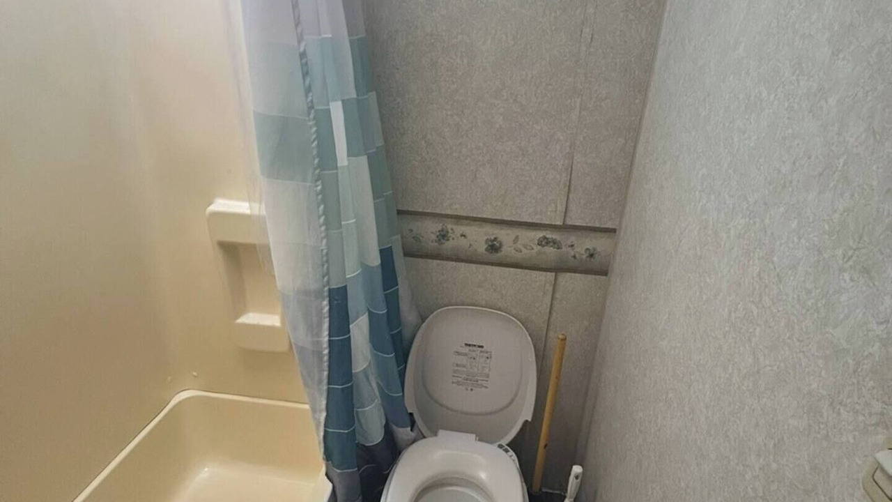 Photo of Bathroom in Euclid