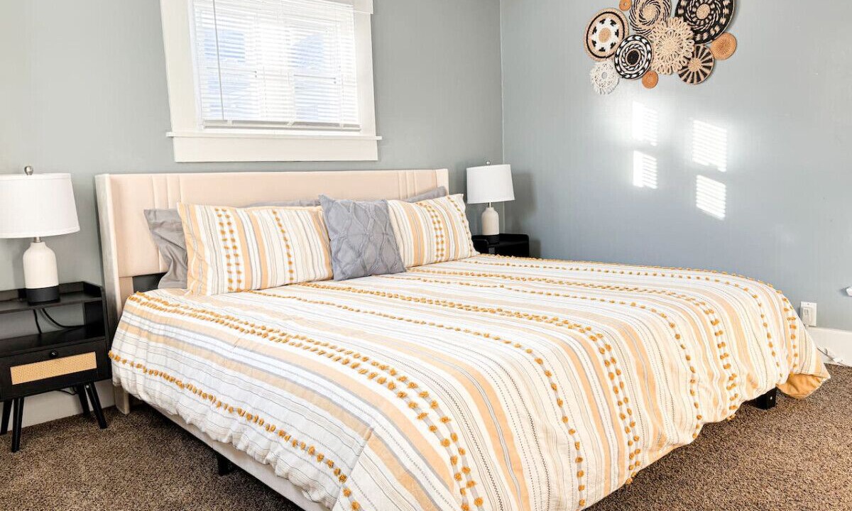 Photo of Bedroom in Troy