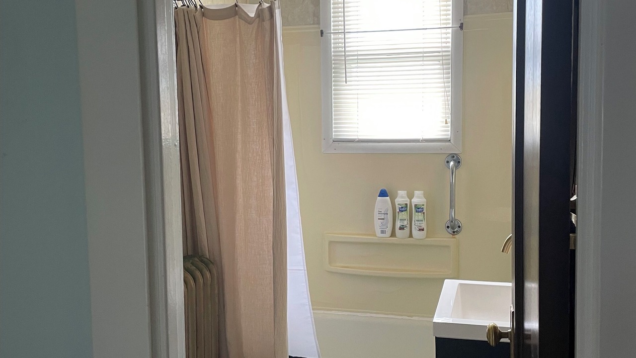 Photo of Bathroom in DuBois