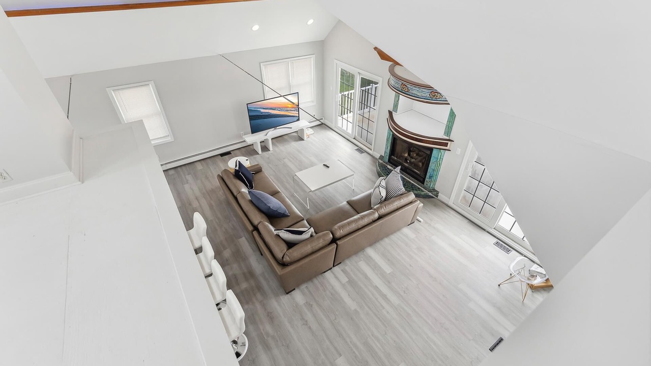 Photo of Livingroom in Cape May Court House