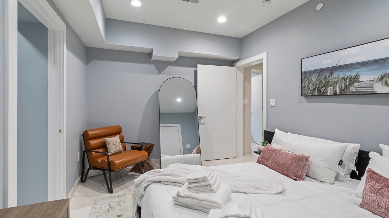 Photo of Bedroom in Ventnor City