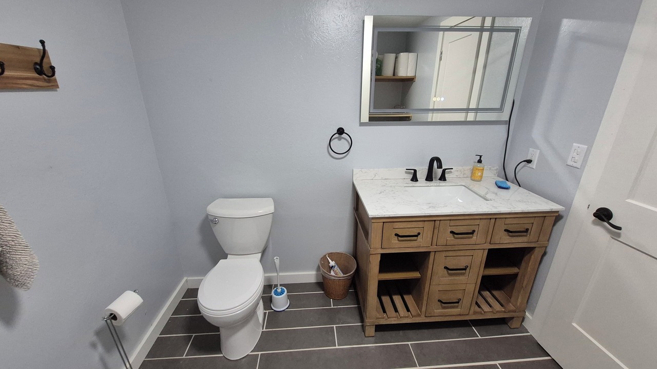 Photo of Bathroom in Oak Harbor