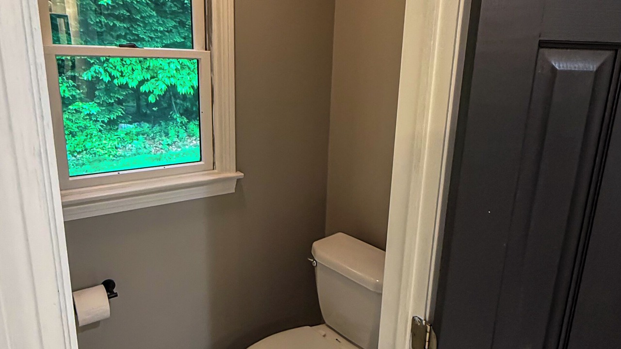Photo of Bathroom in Hubbard