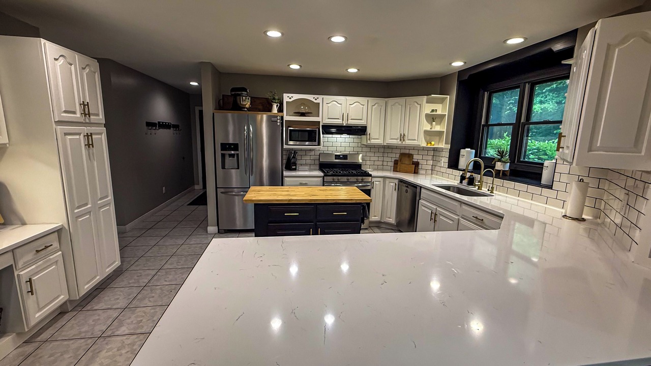 Photo of Kitchen in Hubbard