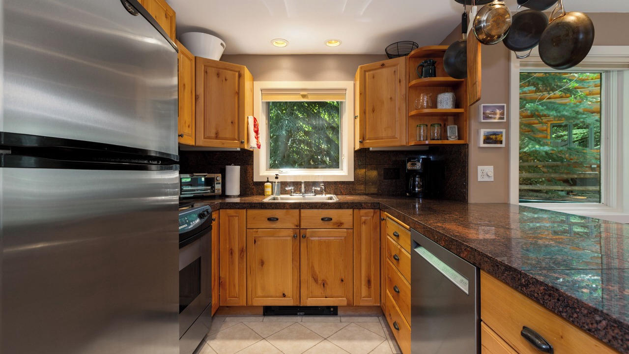 Photo of Kitchen in Warm Springs