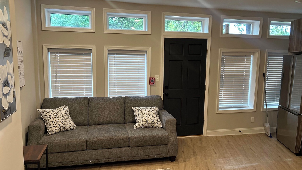 Photo of Livingroom in Downtown Baltimore