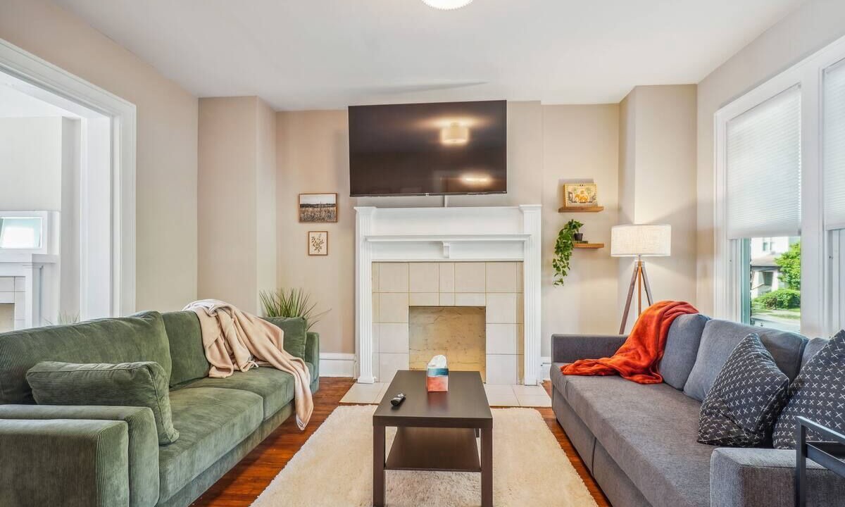 Photo of Livingroom in Olde Towne East
