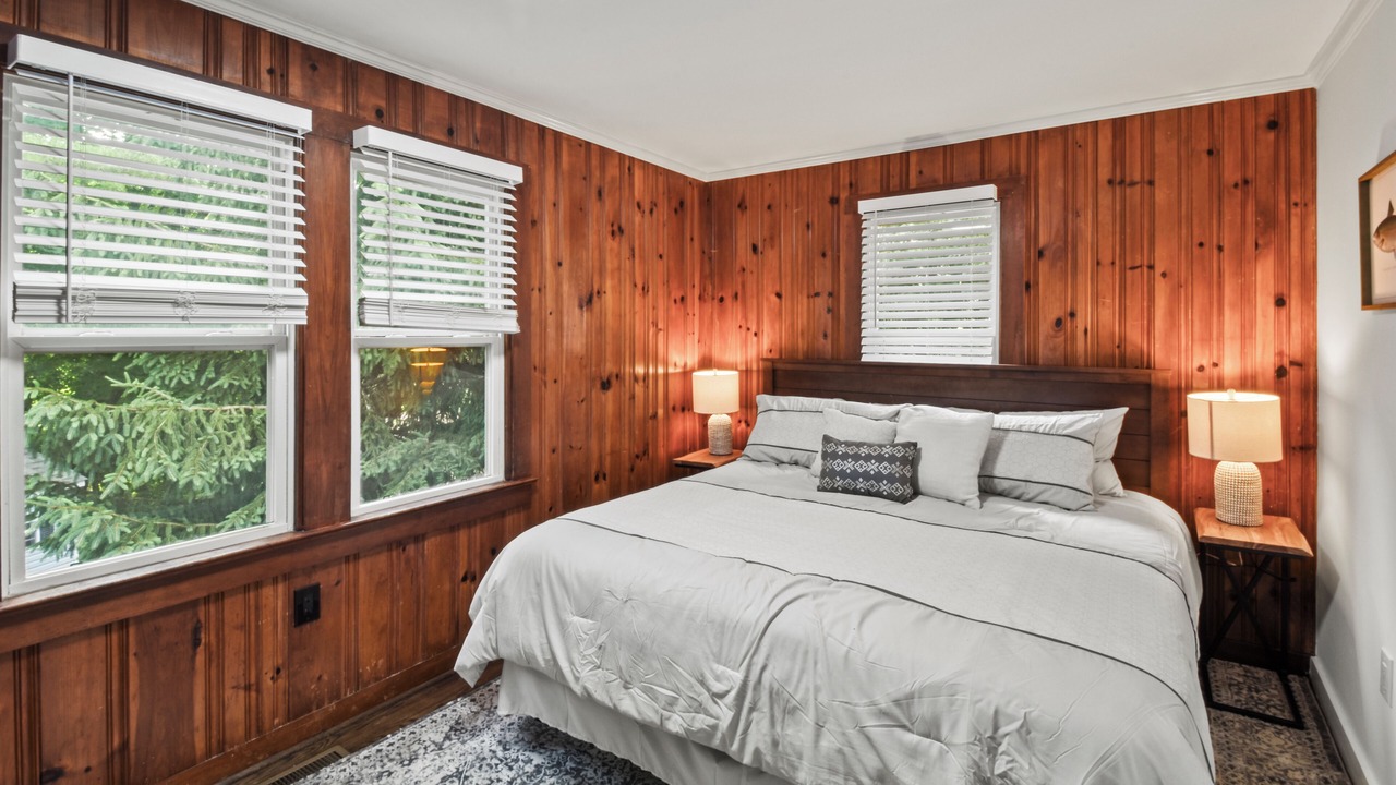 Photo of Bedroom in Edinburg