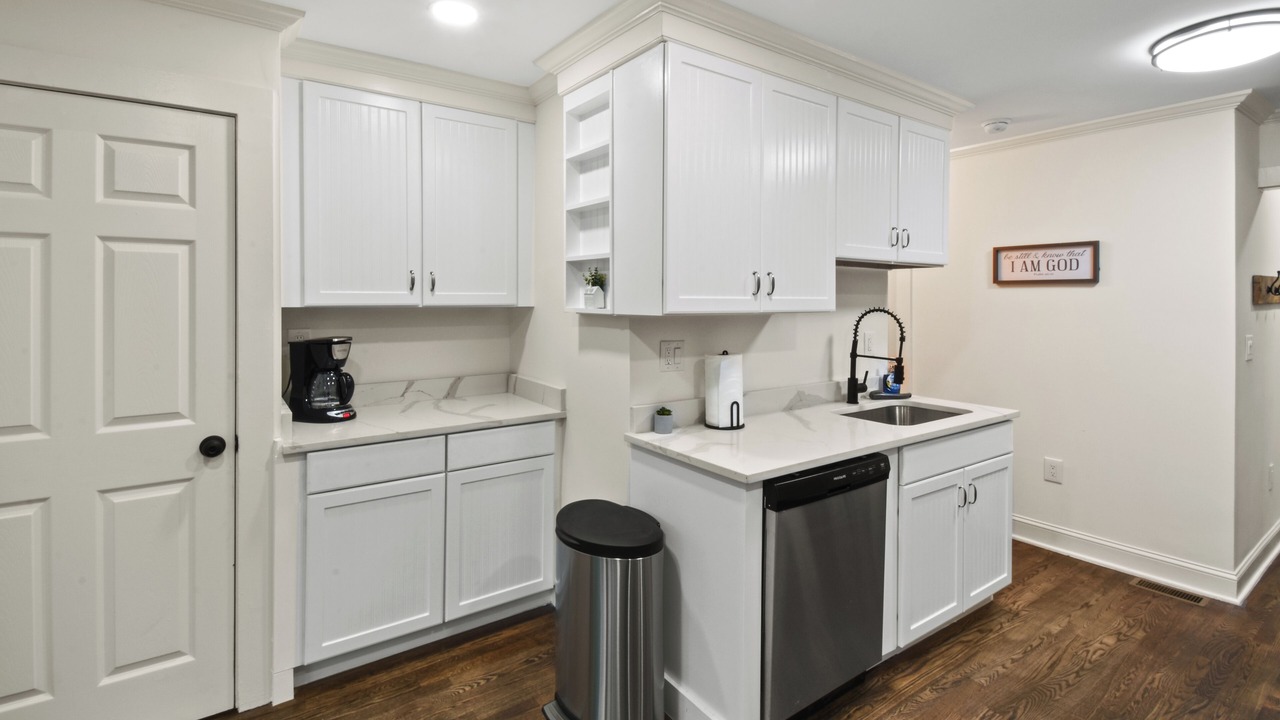 Photo of Kitchen in Edinburg