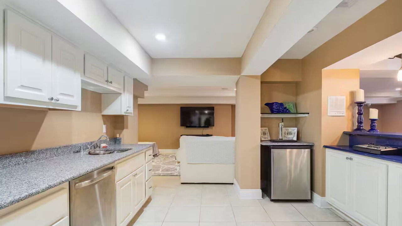 Photo of Kitchen in Glasser