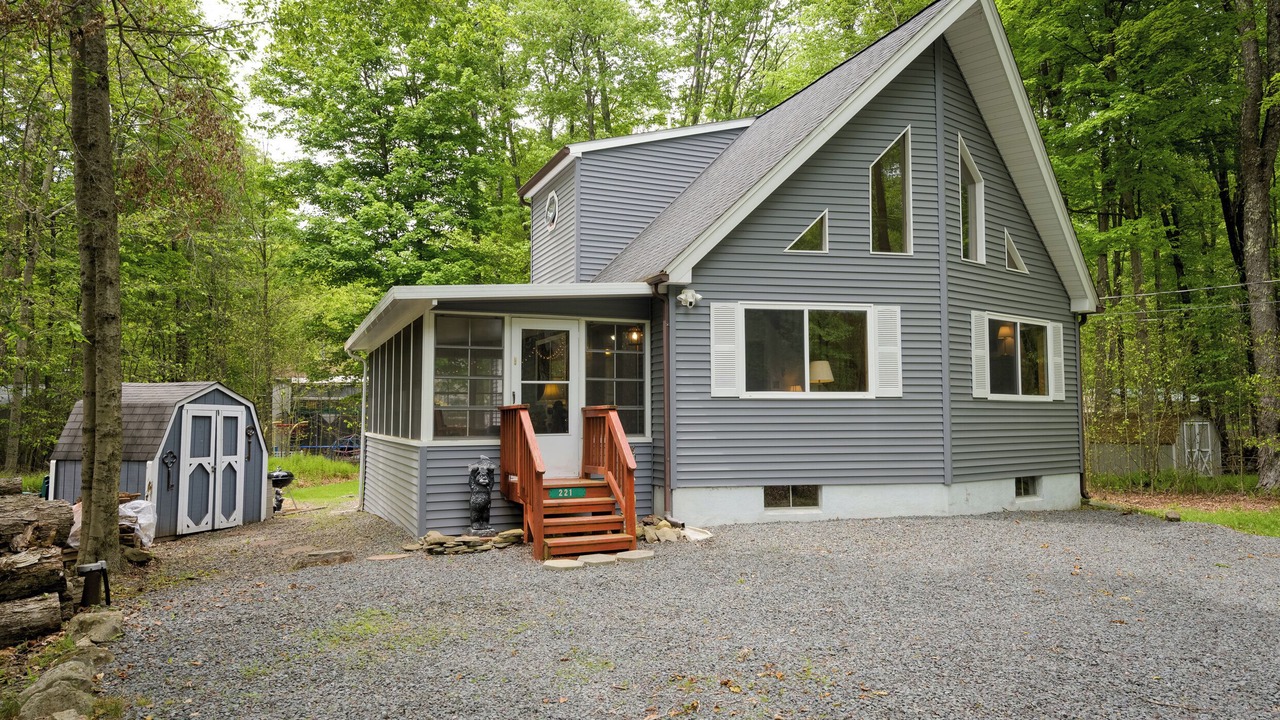 Photo of Outdoor in Thornhurst