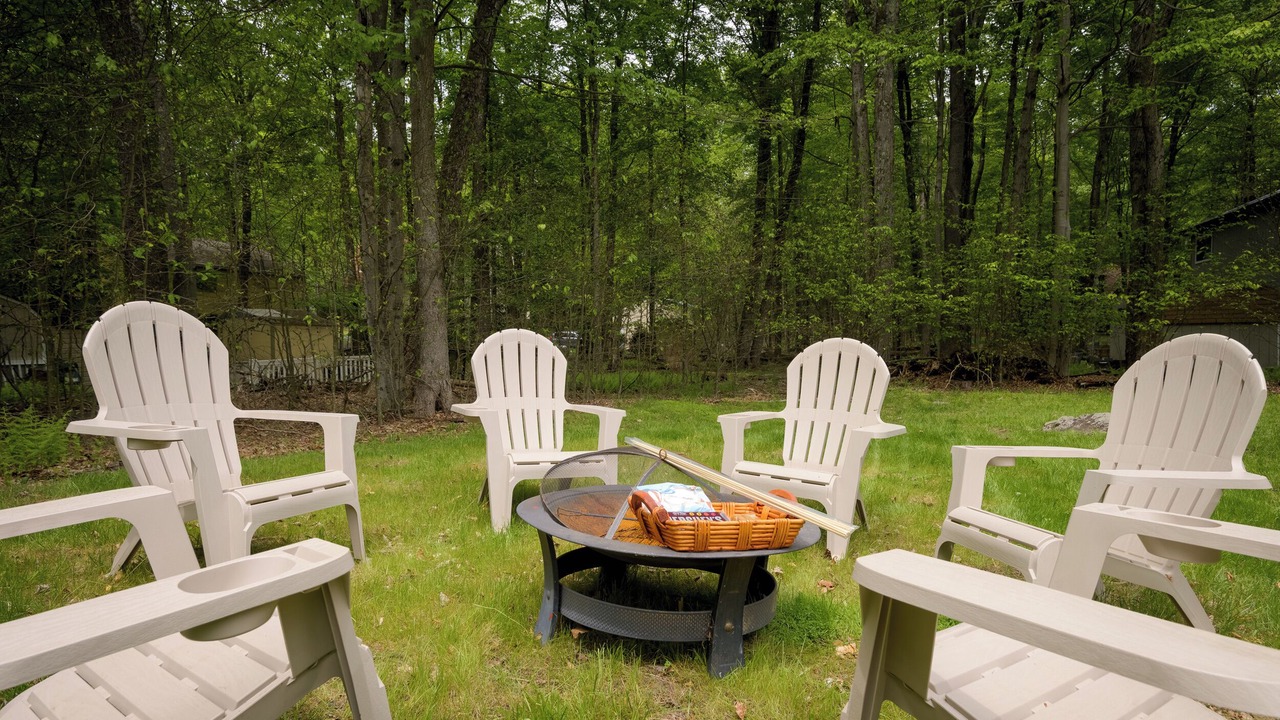 Photo of Outdoor in Thornhurst