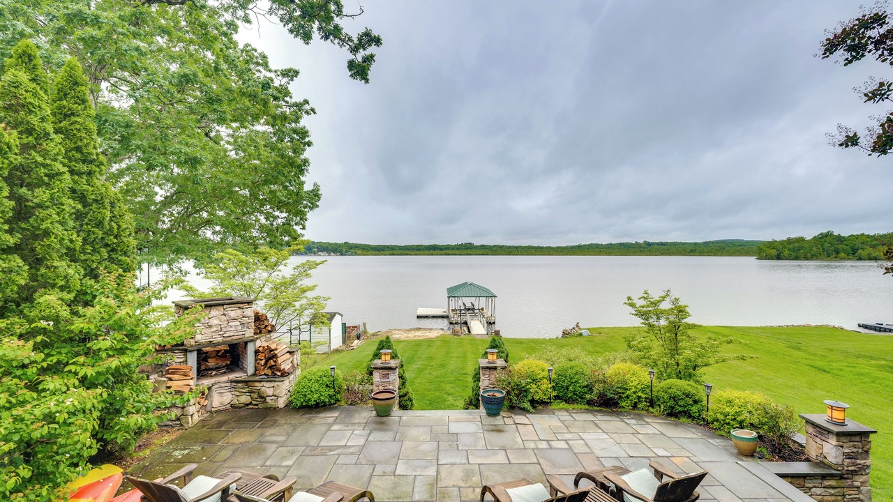 Photo of Outdoor in Middle Hope