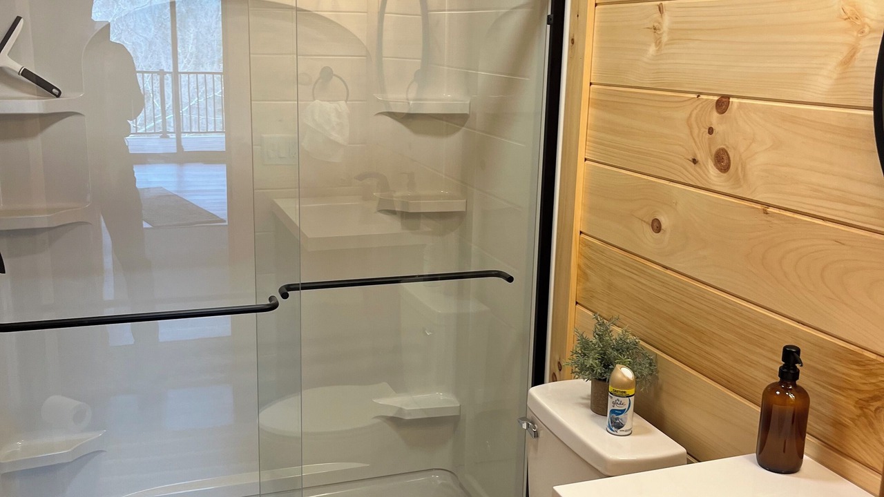 Photo of Bathroom in Lafferty