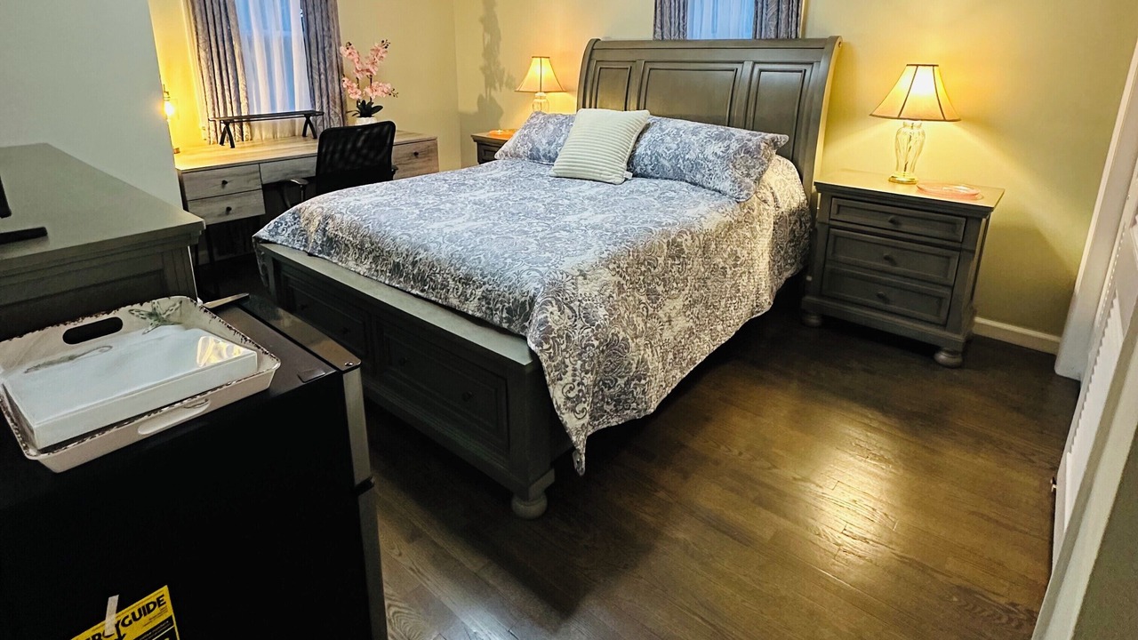 Photo of Bedroom in Yardville-Groveville