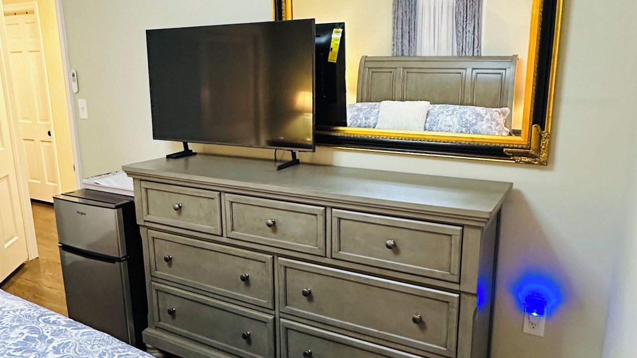 Photo of Bedroom in Yardville-Groveville
