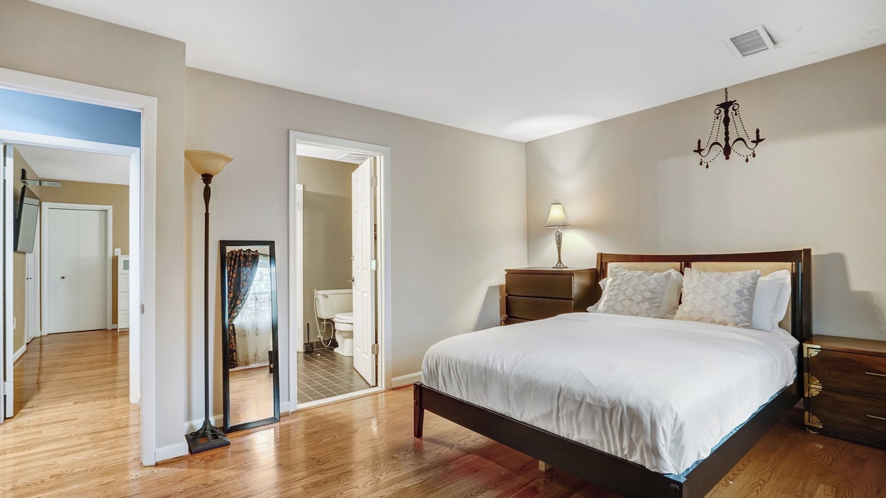 Photo of Bedroom in Aurora Highlands
