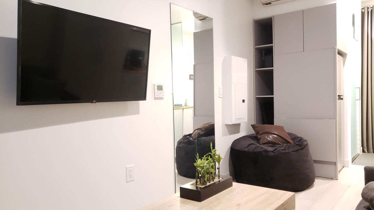 Photo of Livingroom in McGinley Square