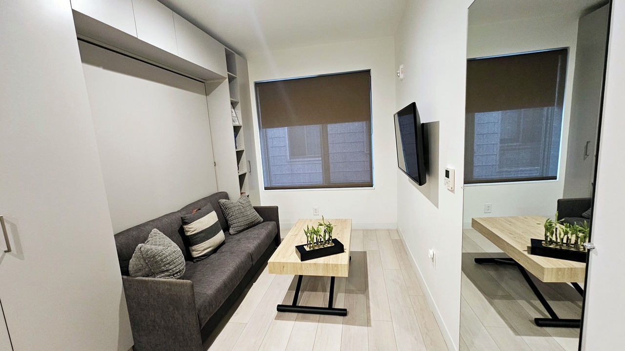Photo of Livingroom in McGinley Square