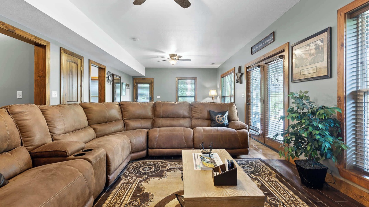 Photo of Livingroom in Chickamauga Lake