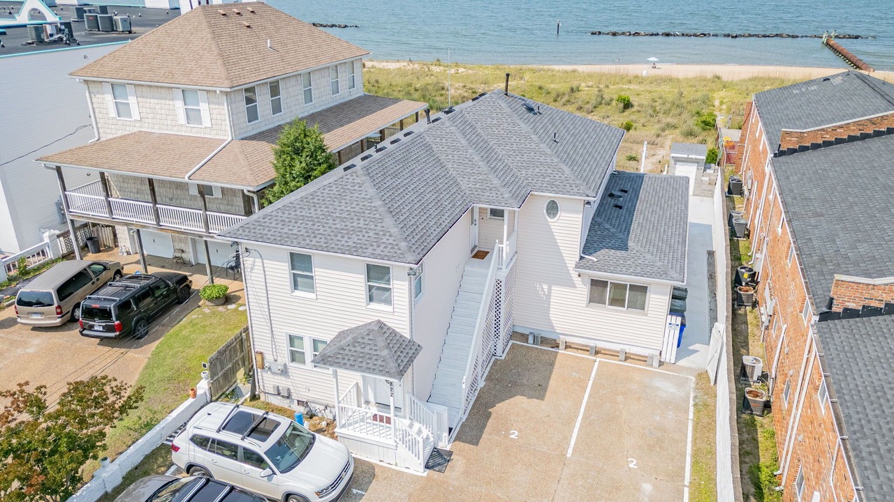 Photo of Outdoor in Cottage Line