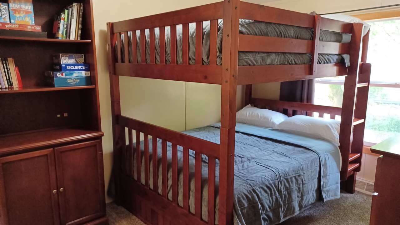 Photo of Bedroom in Kerhonkson