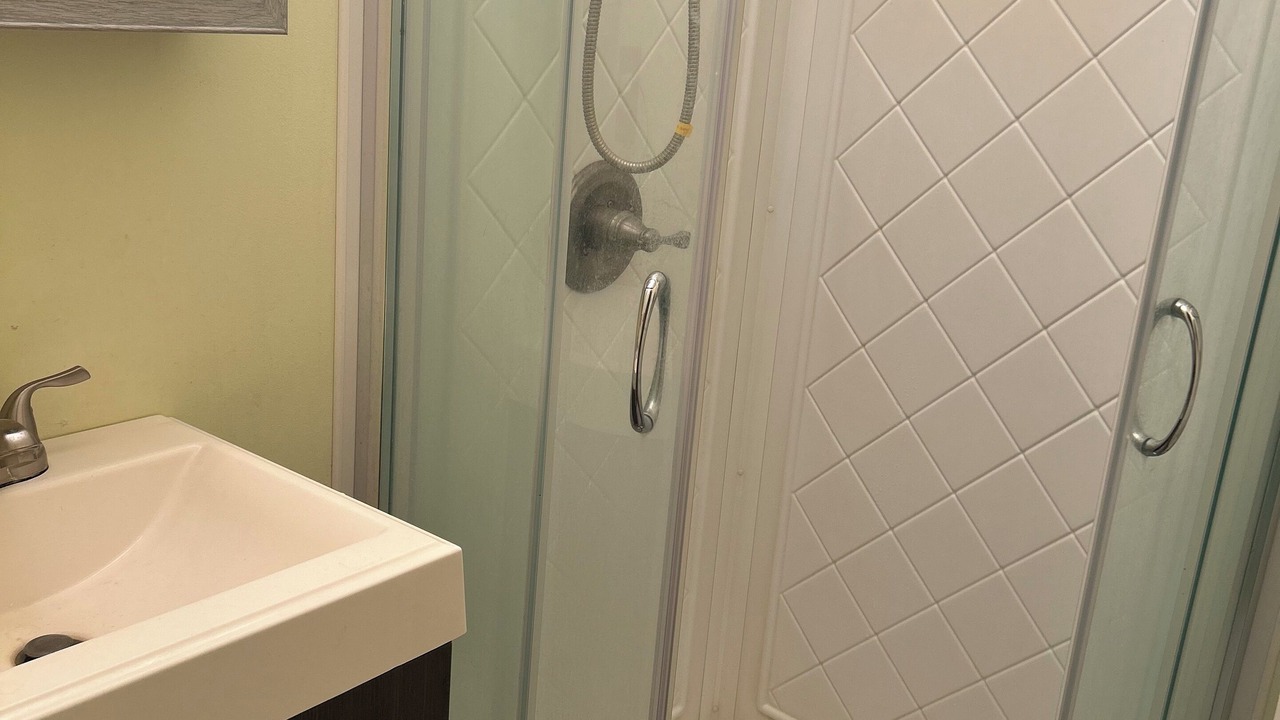 Photo of Bathroom in Edgewater