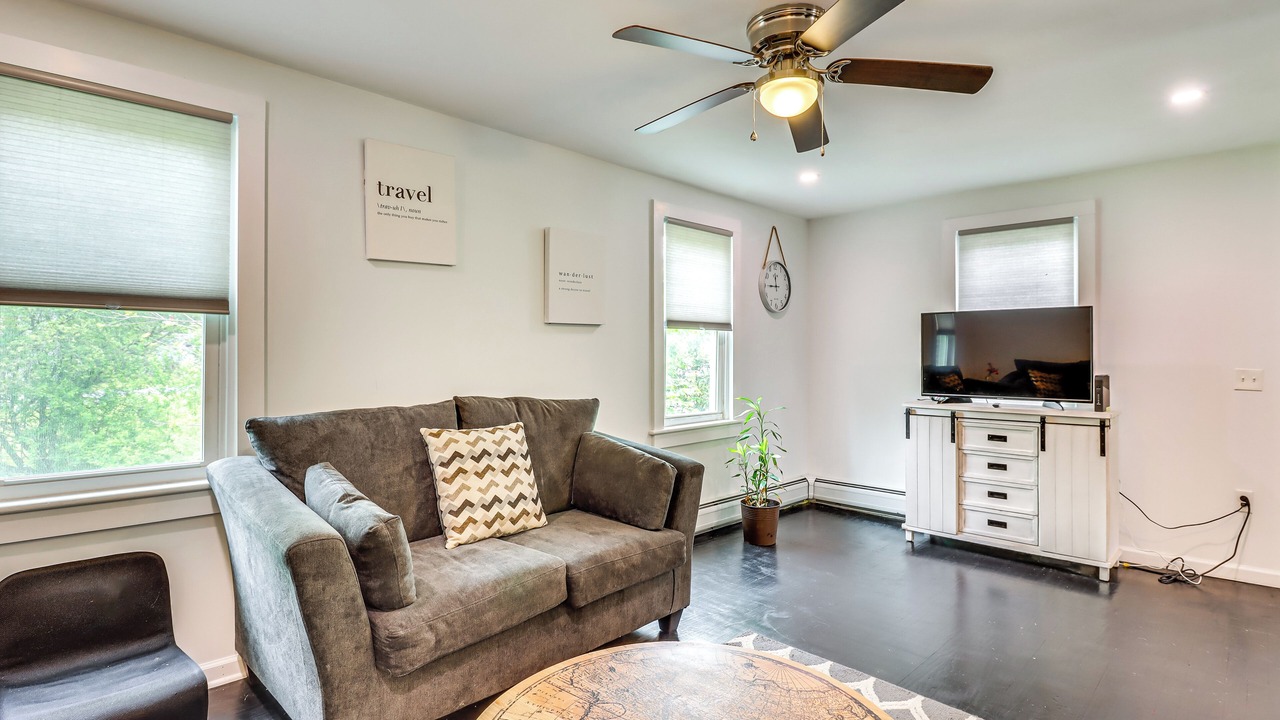 Photo of Bedroom in Saylorsburg