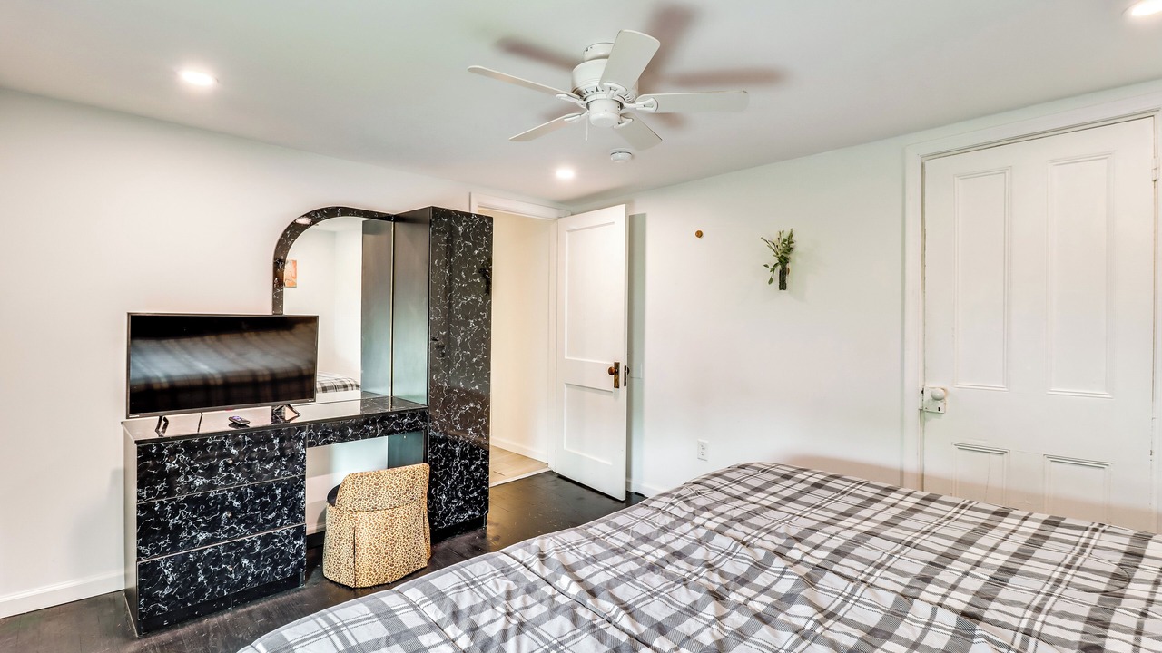 Photo of Bedroom in Saylorsburg